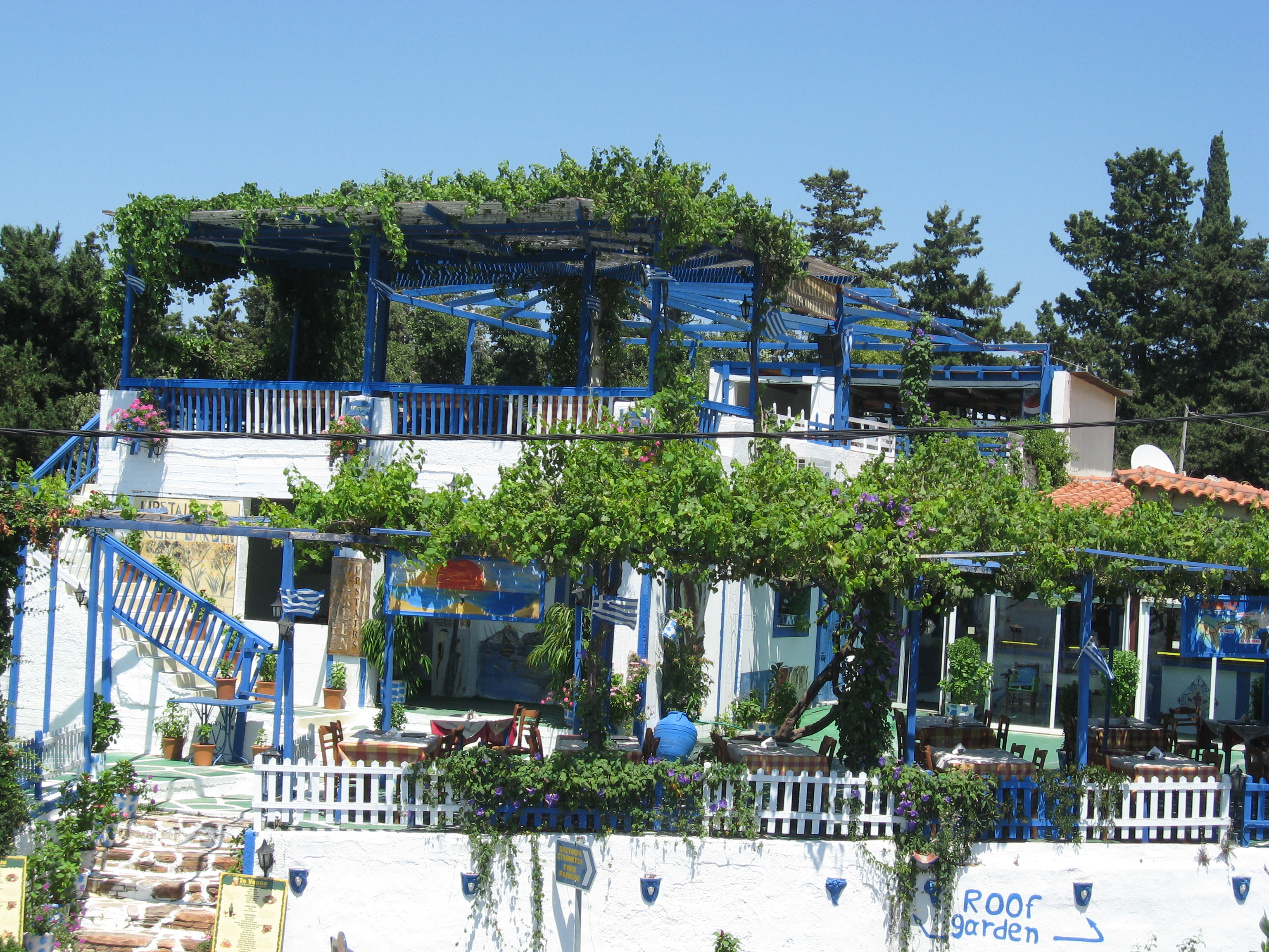 Beautiful greek taverna in Zia