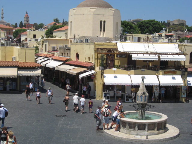 Ippocratous Square